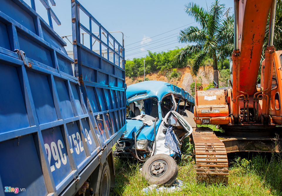 Nghĩa địa xe gặp nạn ở dốc Cun